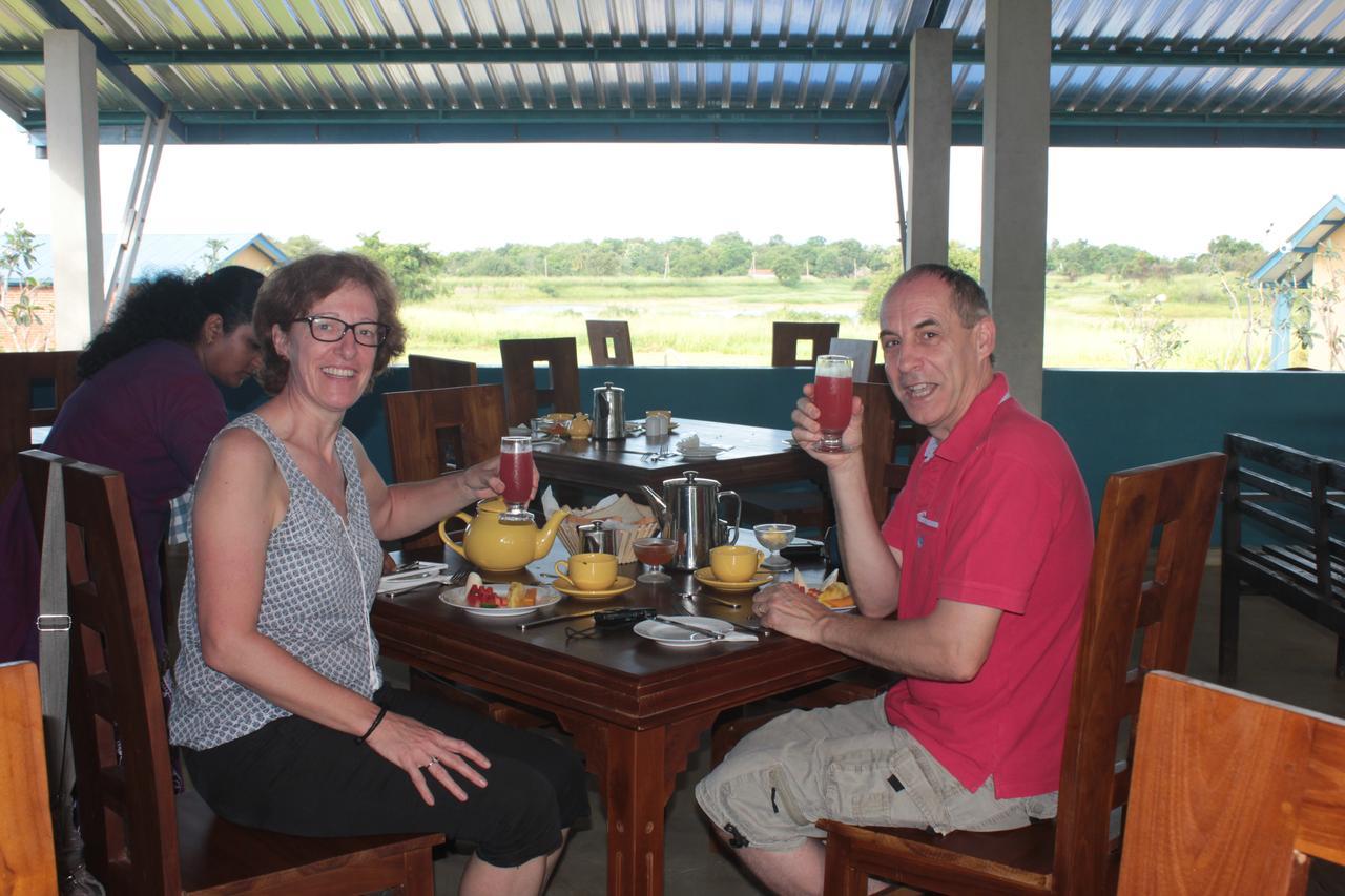 Rho Sigiriya Lake Edge Retreat Kibissa Zewnętrze zdjęcie