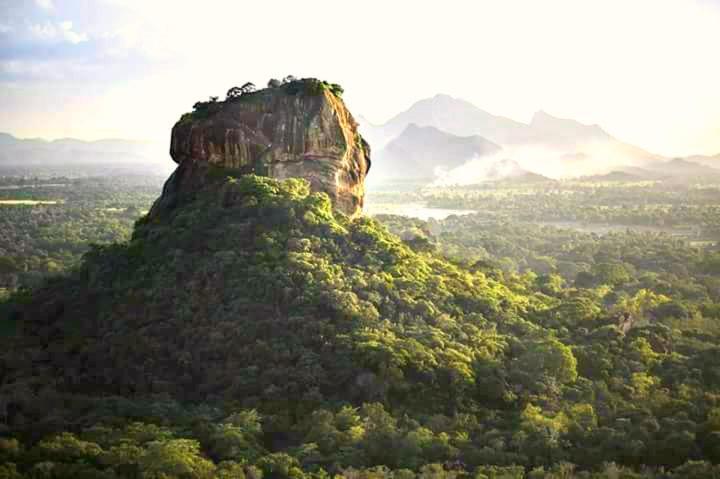 Rho Sigiriya Lake Edge Retreat Kibissa Zewnętrze zdjęcie