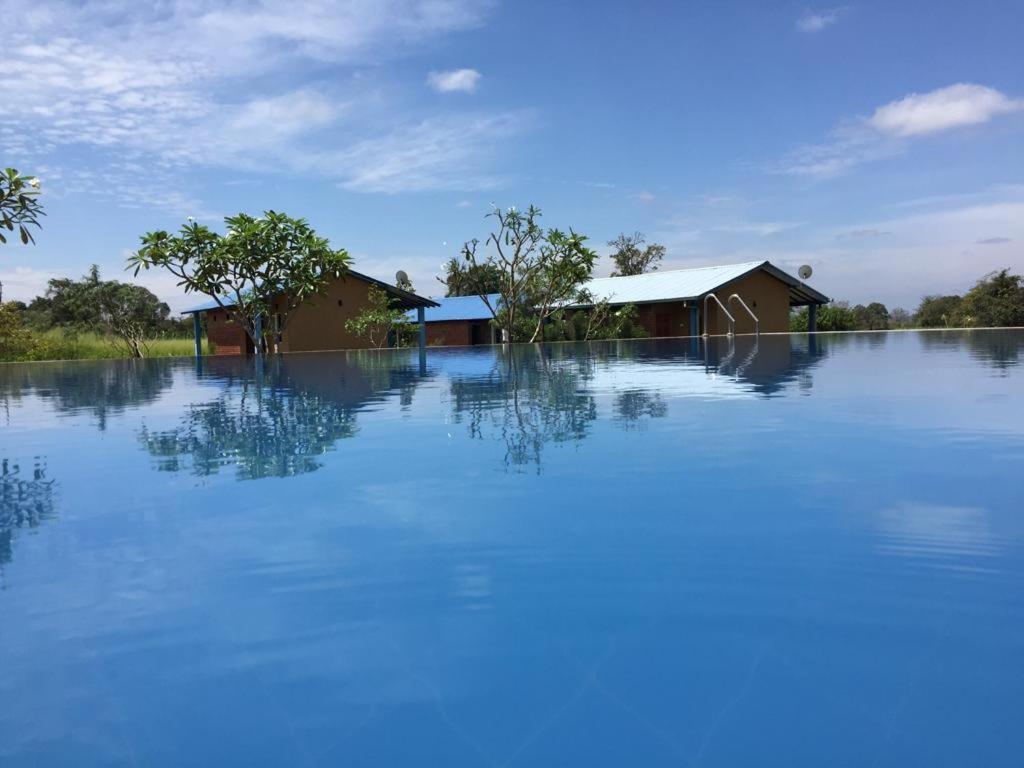 Rho Sigiriya Lake Edge Retreat Kibissa Zewnętrze zdjęcie